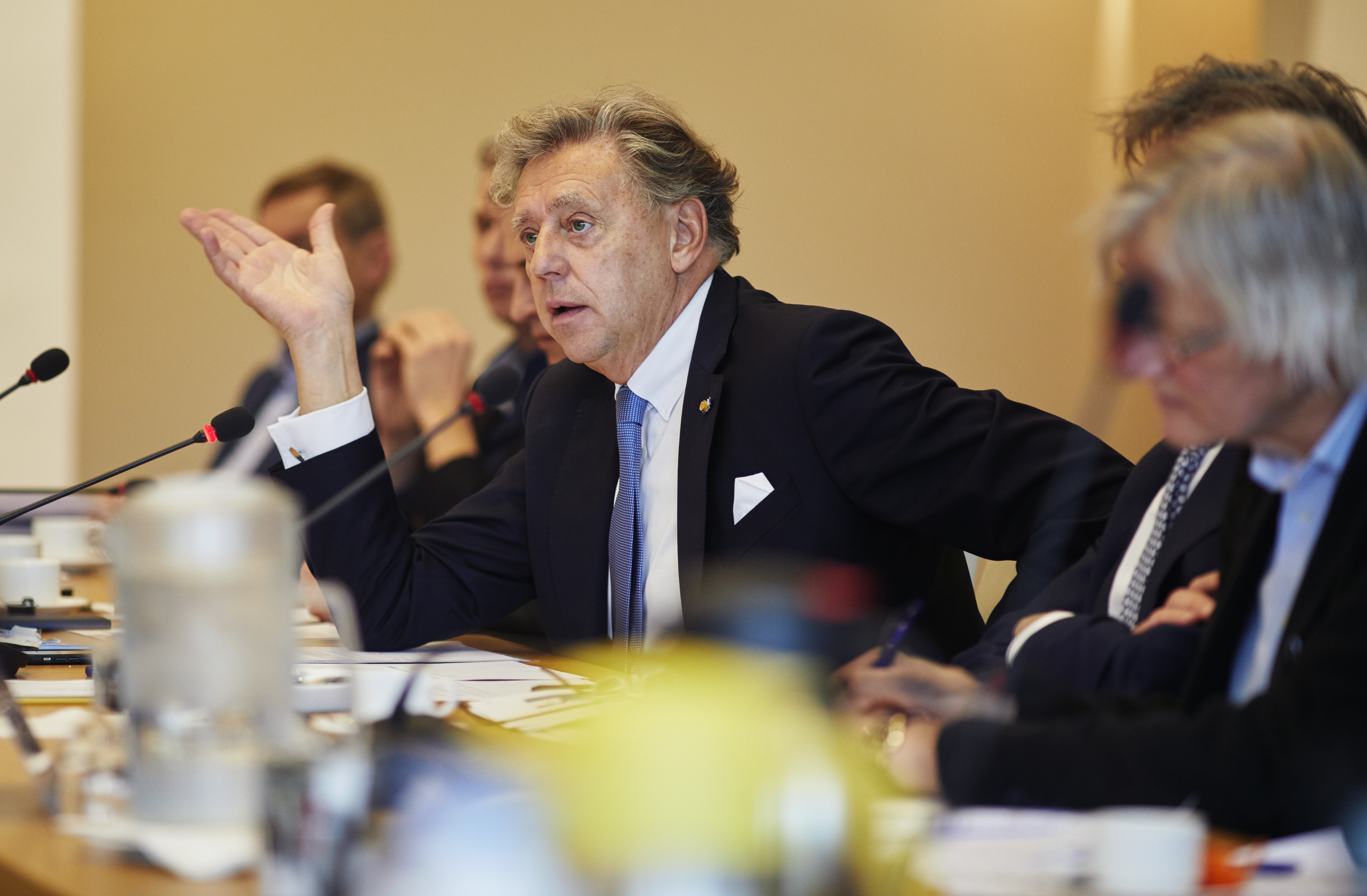 Ed Nijpels tijdens vergadering Borgingscommissie Energieakkoord voor duurzame groei.