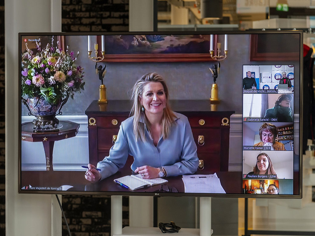 SER-voorzitter Mariëtte Hamer en Hare Majesteit Koningin Máxima, lid van het Nederlands Comité voor Ondernemerschap (Comité), brachten woensdag 20 januari een virtueel werkbezoek aan Station 88 het Huis voor Ondernemerschap en Innovatie in Tilburg.
