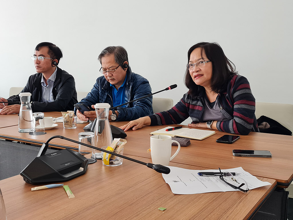 delegatie van Vietnamese vakbondsleiders, werkgeversorganisaties en vertegenwoordigers van het ministerie van Arbeid een bezoek aan de SER en de Stichting van de Arbeid. 
