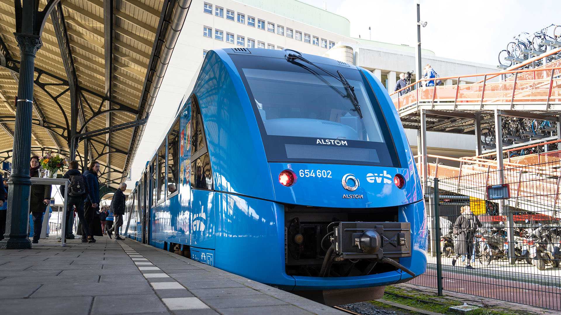 Op zaterdag 7 maart 2020 was de eerste waterstoftrein van Nederland op station Groningen te bekijken door publiek