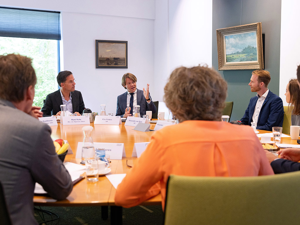 Premier Mark Rutte bezoekt de SER
