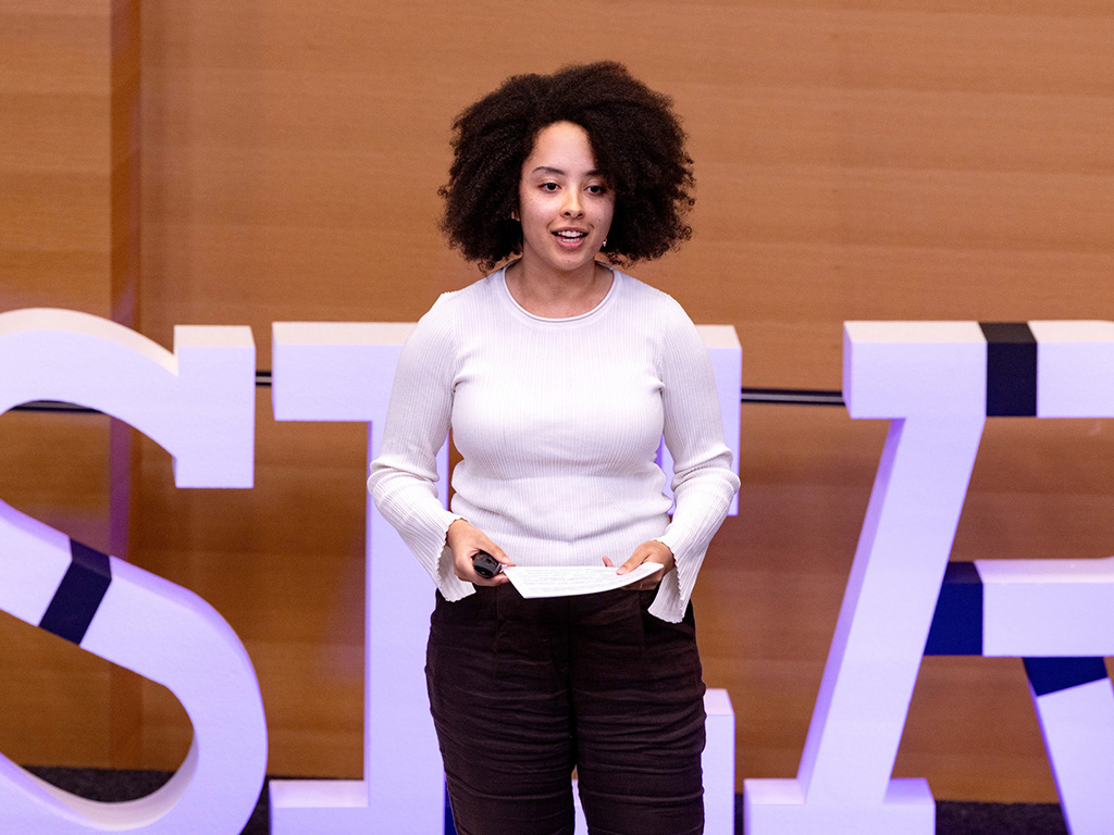 Kimberley Snijders tijdens SERTalk